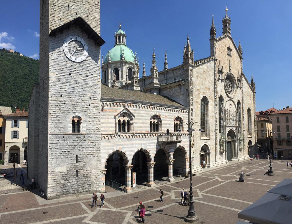 Ancient Courtyard Bonanomi In Como Historic Centre Exterior foto