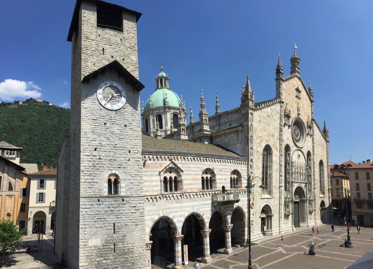Ancient Courtyard Bonanomi In Como Historic Centre Exterior foto